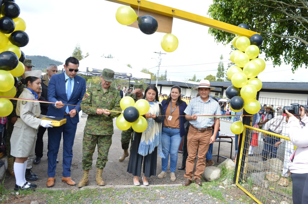 Comil4 Huerto Escolar en el COMIL 4 – Colegio Militar