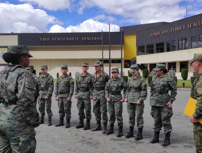 Comil4 Colegio Militar – Abdón Calderón